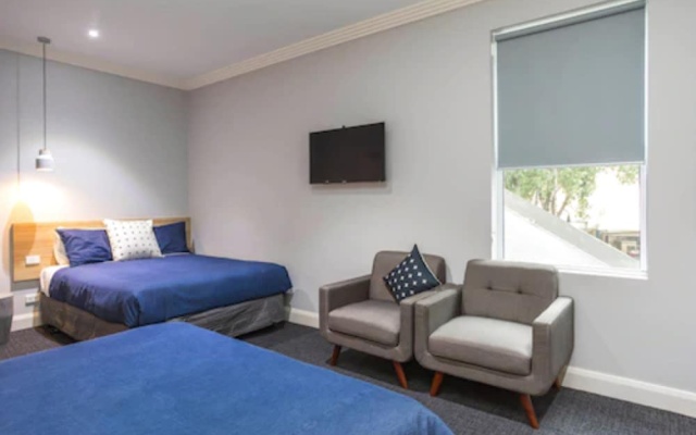 The Manhattan – Guest Rooms – Wagga Wagga