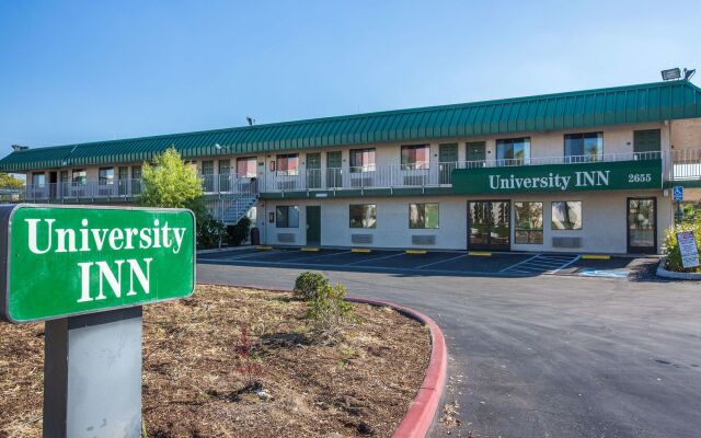 University Inn Fresno