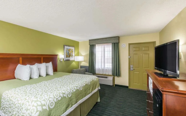 Days Inn & Suites Big Spring