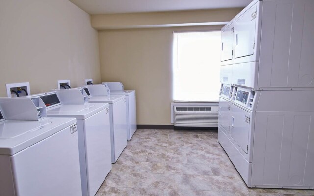 Risewell Kitchen Suites Pleasanton