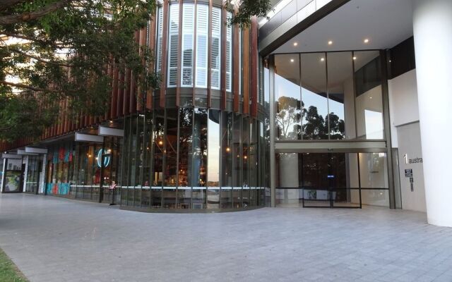 Sydney Olympic Park Apartment