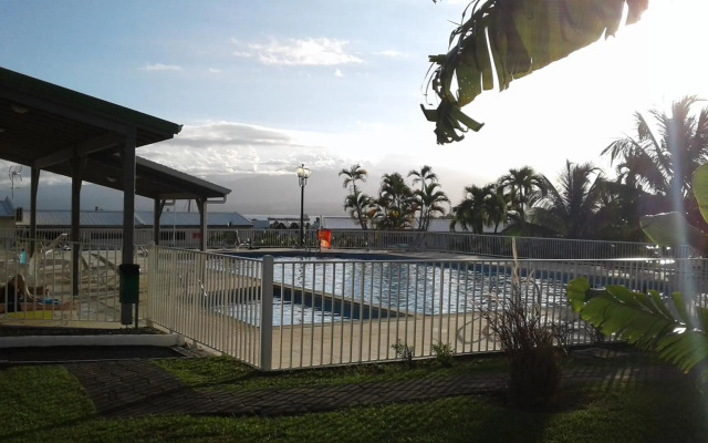 Studio, Piscine Et Vue Mer A La Marina