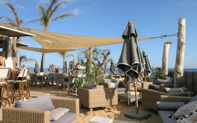 Modern Villa in La Croix-valmer With Private Pool