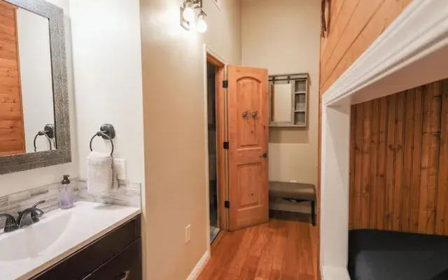 Bamboo Loft 6BR
