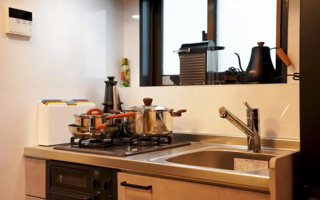 Penthouse 1-bedroom Flat in Hiroo Shibuya