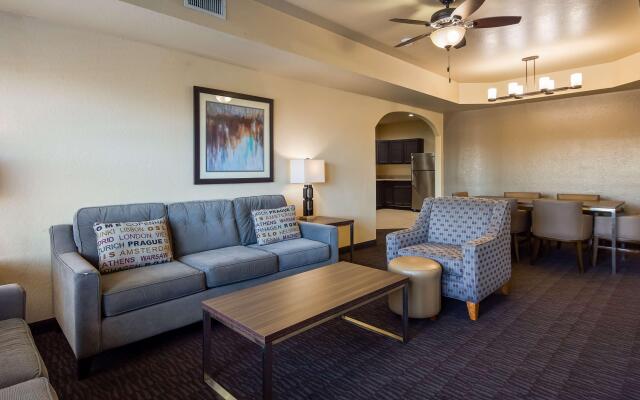 Best Western Plus Hill Country Suites
