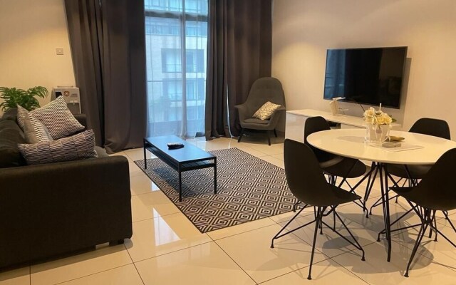 Bizzi studio ad Legationis Hortos