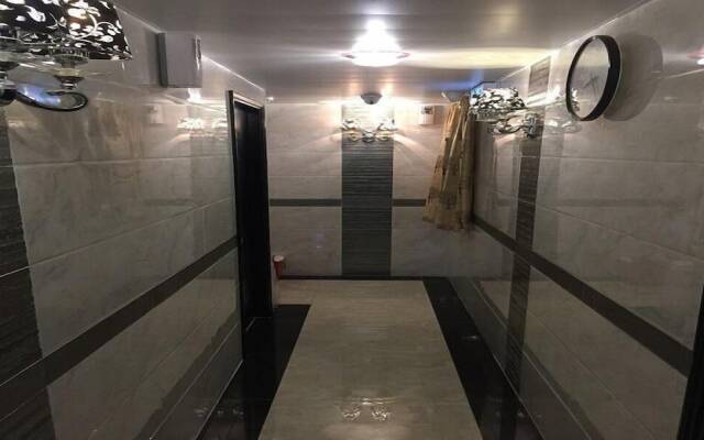 Rich Hostel