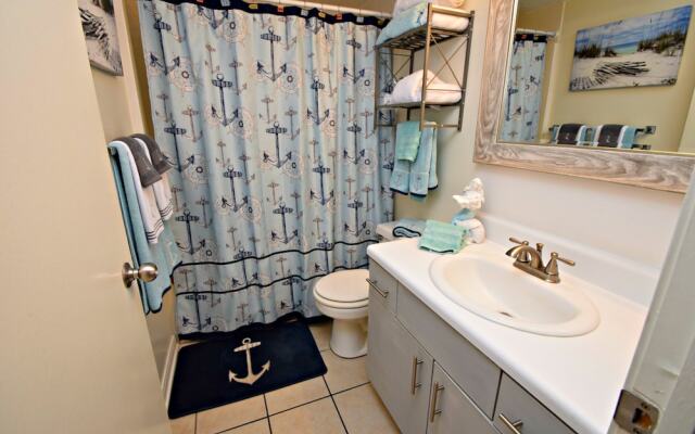 Seacrest 806 1 Bedroom Condo by RedAwning