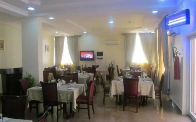 Gombe Jewel Hotel