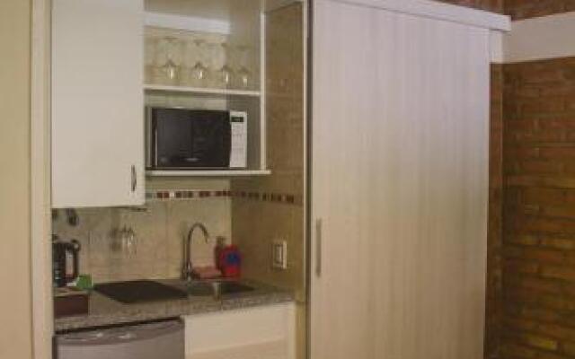 Al Rio Suites