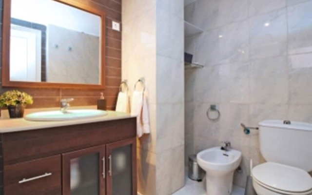 Del parque flats malagueta beach