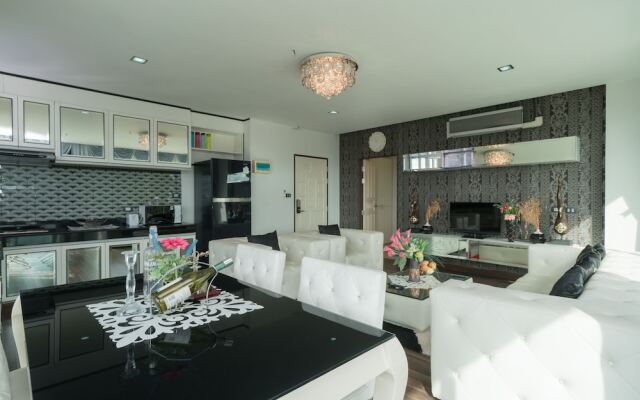 GoldStone Residency Patong , Phuket