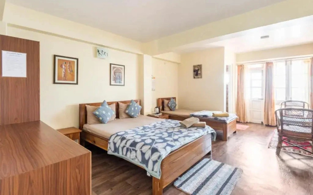 Little Singamari Home Stay