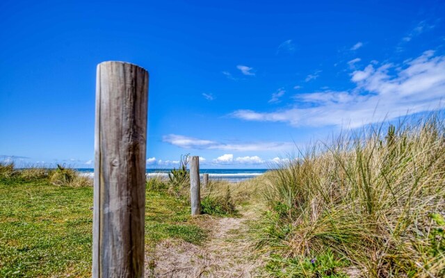 Sister's Beach Retreat