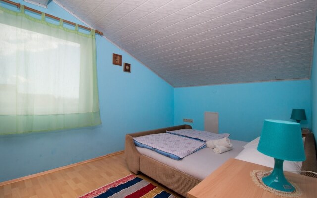 Secluded Holiday Home in Azillanet With Private Pool