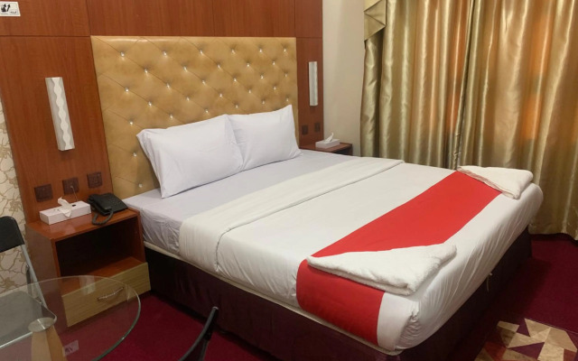 OYO 271 Parasol Hotel