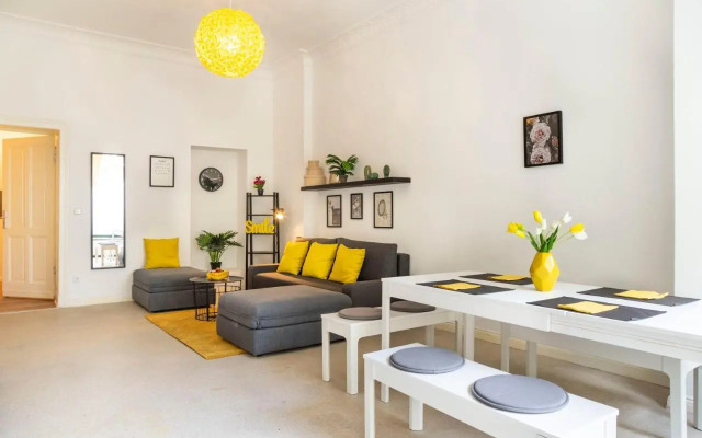 Modern 2 Bedroom Apartment in Berlin Schöneberg