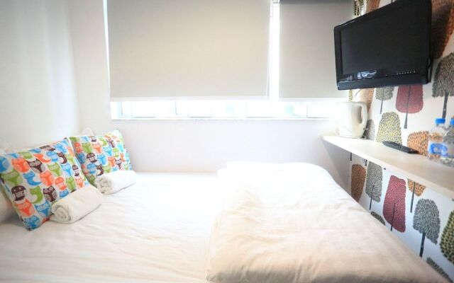 As 1 Hotel