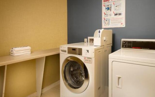 Holiday Inn Express Uvalde