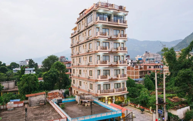 OYO 108 Hotel Romantica