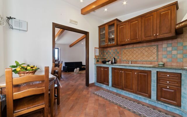 Lovely Holiday Home in Massa Lubrense With Whirlpool