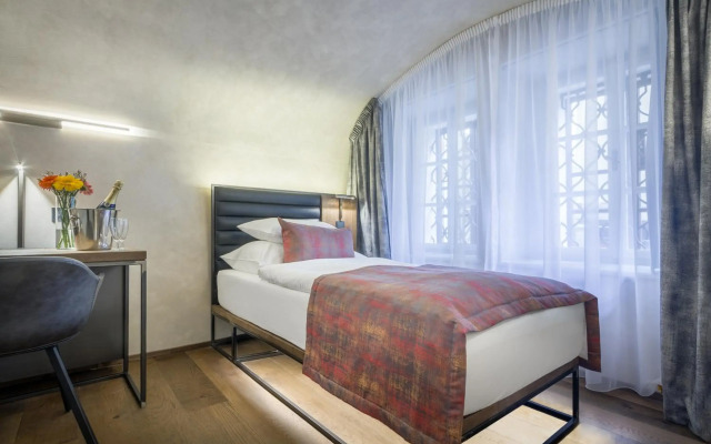 Waldstein Hotel