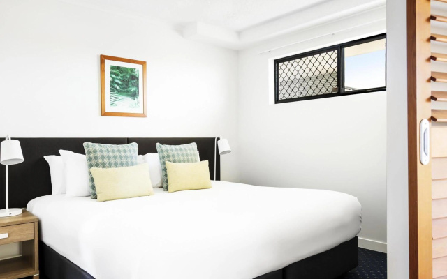 Mantra Hervey Bay – Guest Rooms – Hervey Bay