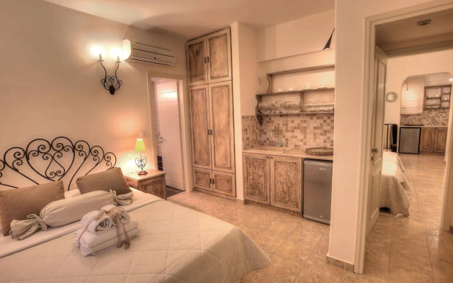 Villa Isabella Studios & Suites