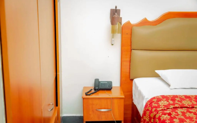 Home Inn Hotel