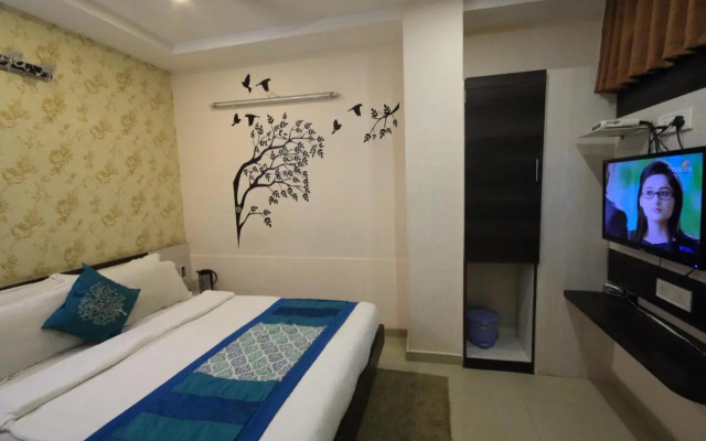 Shri Akshar Hotel