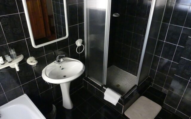 Heriot Manor Guest House & Self-Catering Accommodation, George