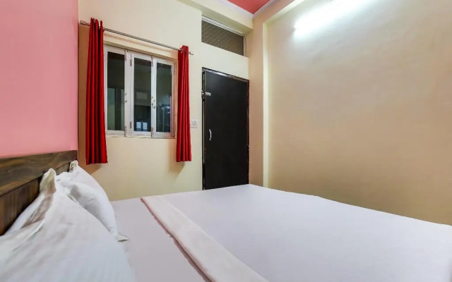 Hotel Sapphire by OYO Rooms