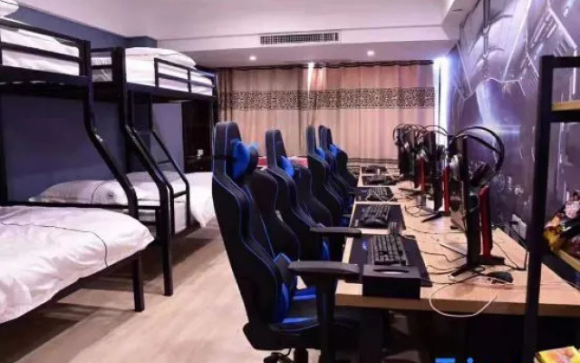 Yixin Holiday Hotel (Shanghai Jinqiu Road)