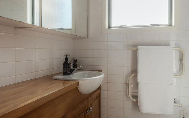 Seaview Sojourn - Waiheke Escapes