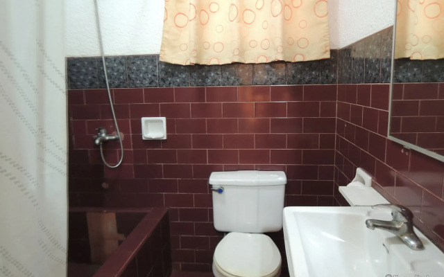 Estaca bay Garden Resort