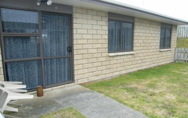 Kowhai Court MOTEL Apartments