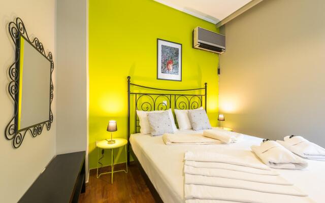 Stylish Apartment with Balcony  by Cloudkeys