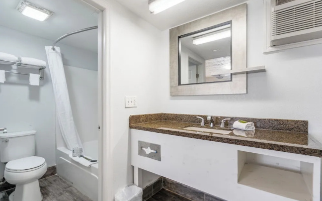 Budgetel Inn and Suite