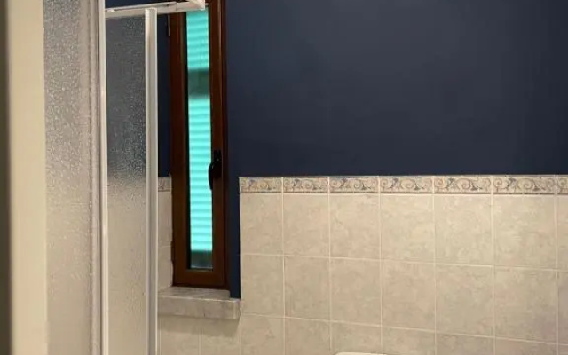 Accogliente camera singola con balcone a 500 mt dal mare