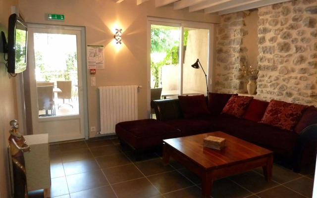 Auberge du Vieux Lanas