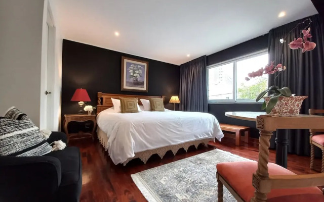 Ana Frank Boutique Hotel