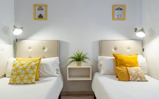 FridaysFlats, Cozy & Quiet - 2 bedroom flat near sagrada familia