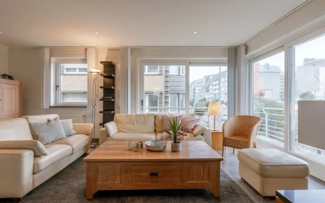 Huswell - Family Apartment With Parking