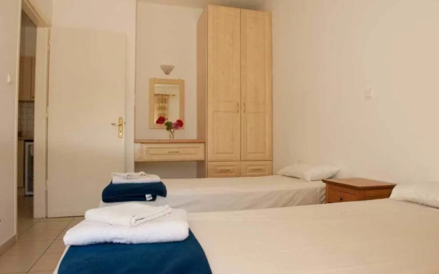 Olive Grove Apartments