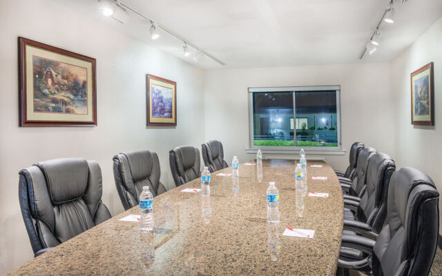 Ramada Tuscaloosa Alabama