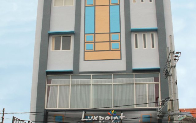 Luxpoint Hotel Surabaya