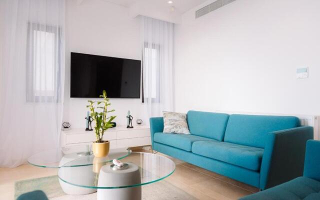 Villa 323 St Georges Complex
