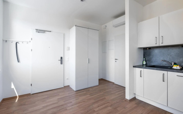 FeelGood Apartments LakeLiving I contactless check-in