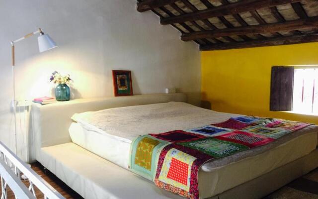 April Sewing Country House